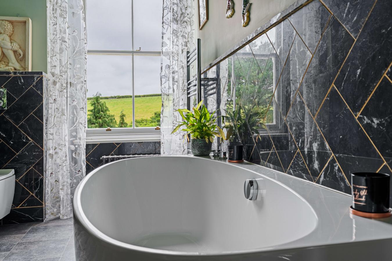 Wadebridge, Cornwall, PL27 7LQ, United Kingdom, 6 Bedrooms Bedrooms, ,6 BathroomsBathrooms,Residential,For Sale,1914707