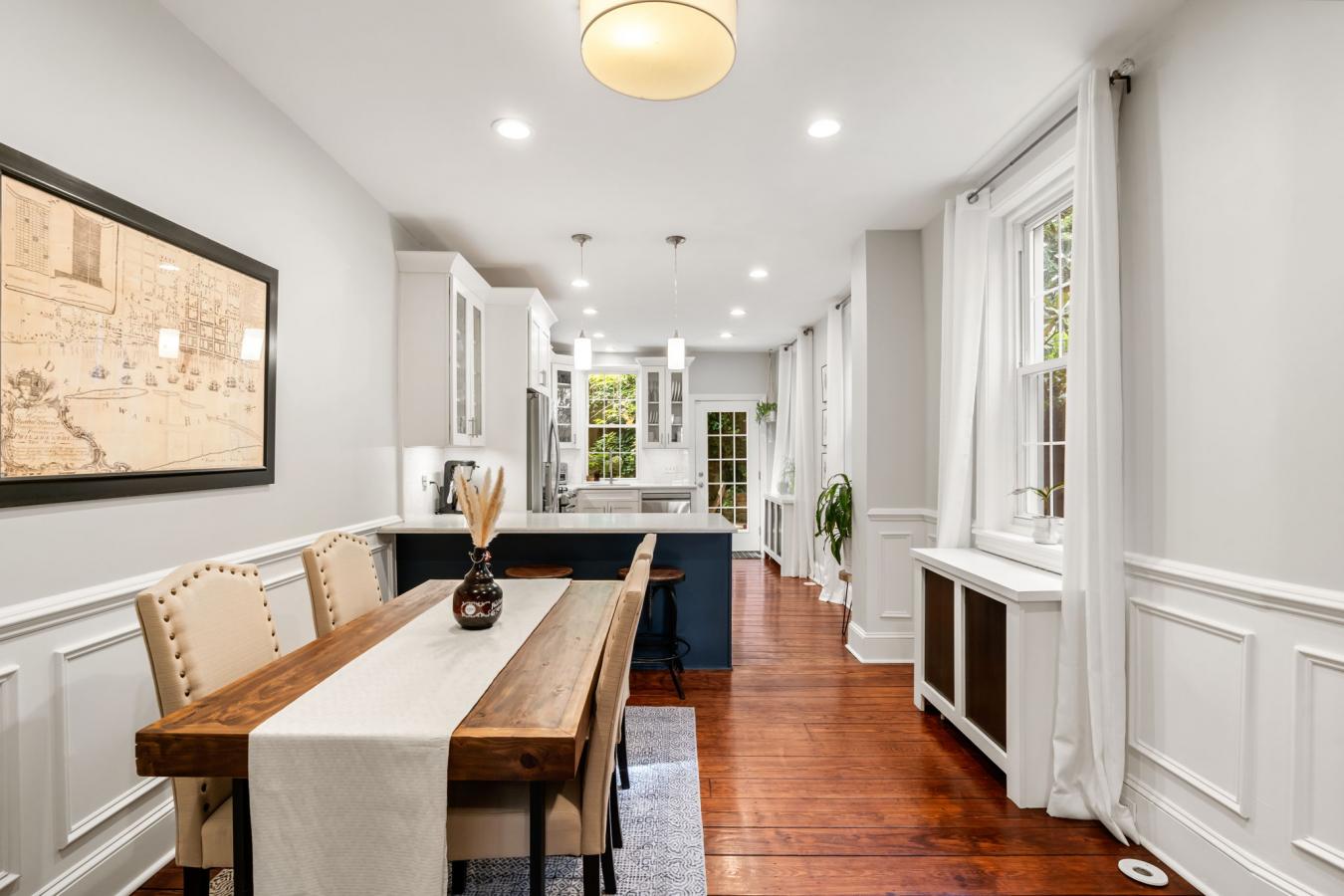 Philadelphia, Pennsylvania, 19106, United States, 4 Bedrooms Bedrooms, ,2 BathroomsBathrooms,Residential,For Sale,1914702