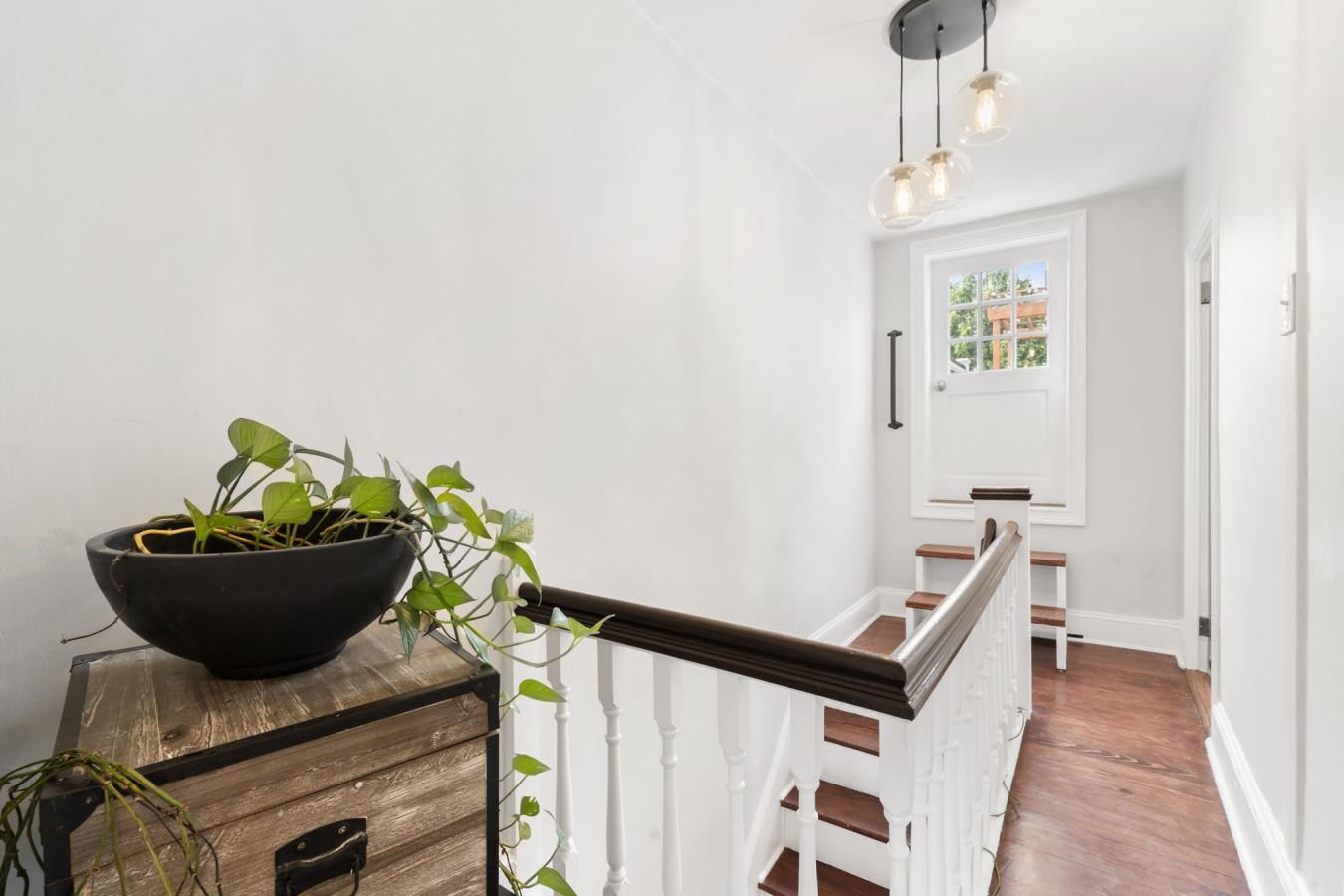 Philadelphia, Pennsylvania, 19106, United States, 4 Bedrooms Bedrooms, ,2 BathroomsBathrooms,Residential,For Sale,1914702