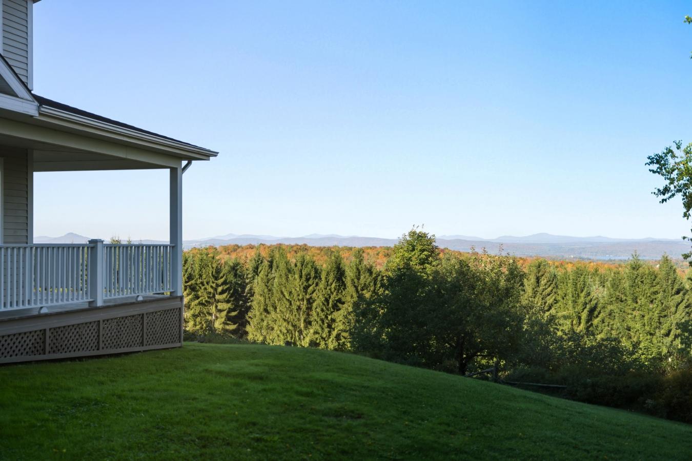 Hatley, Estrie, J0B 4B0, Canada, 3 Bedrooms Bedrooms, ,2 BathroomsBathrooms,Residential,For Sale,1914701