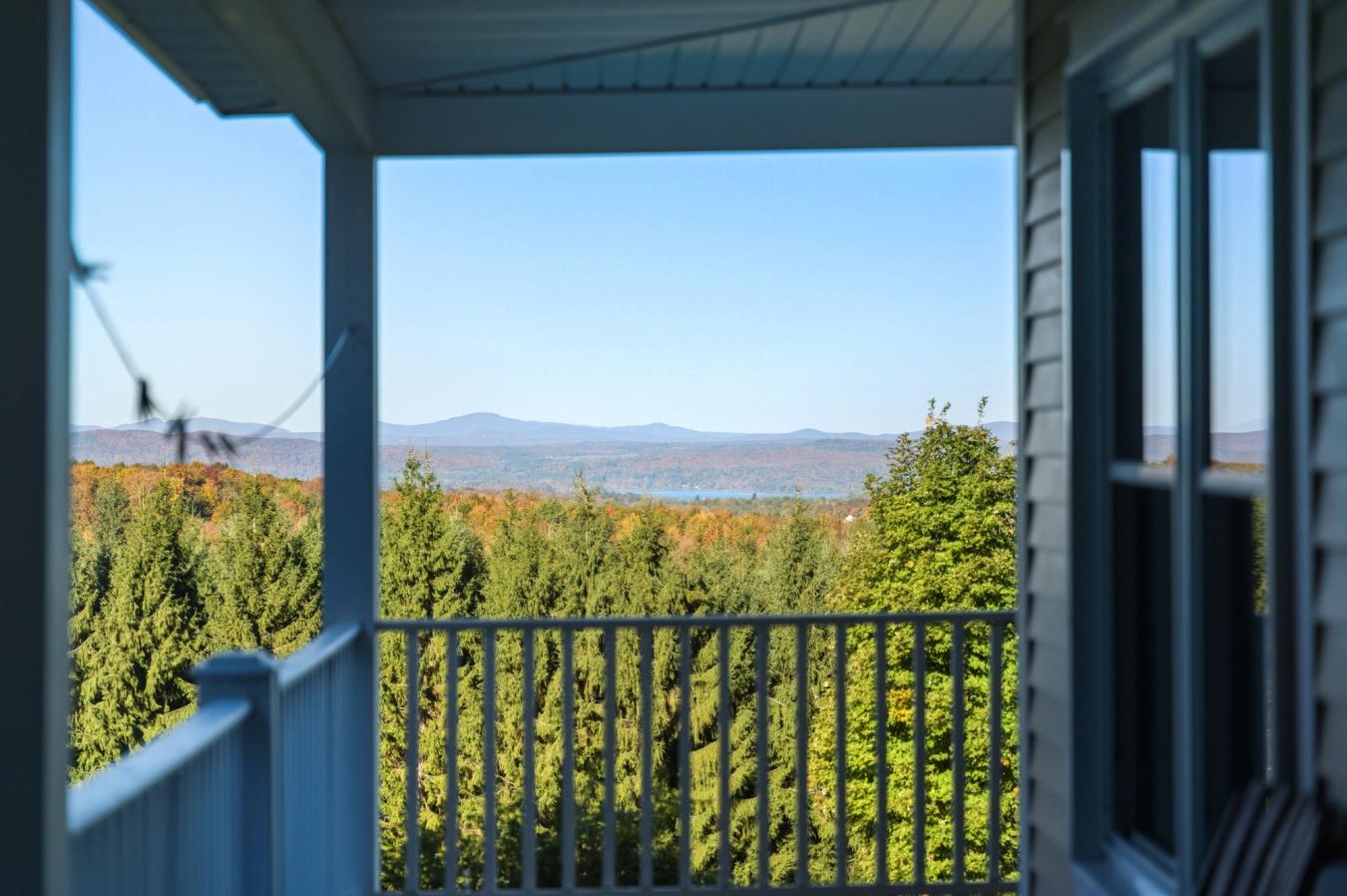 Hatley, Estrie, J0B 4B0, Canada, 3 Bedrooms Bedrooms, ,2 BathroomsBathrooms,Residential,For Sale,1914701