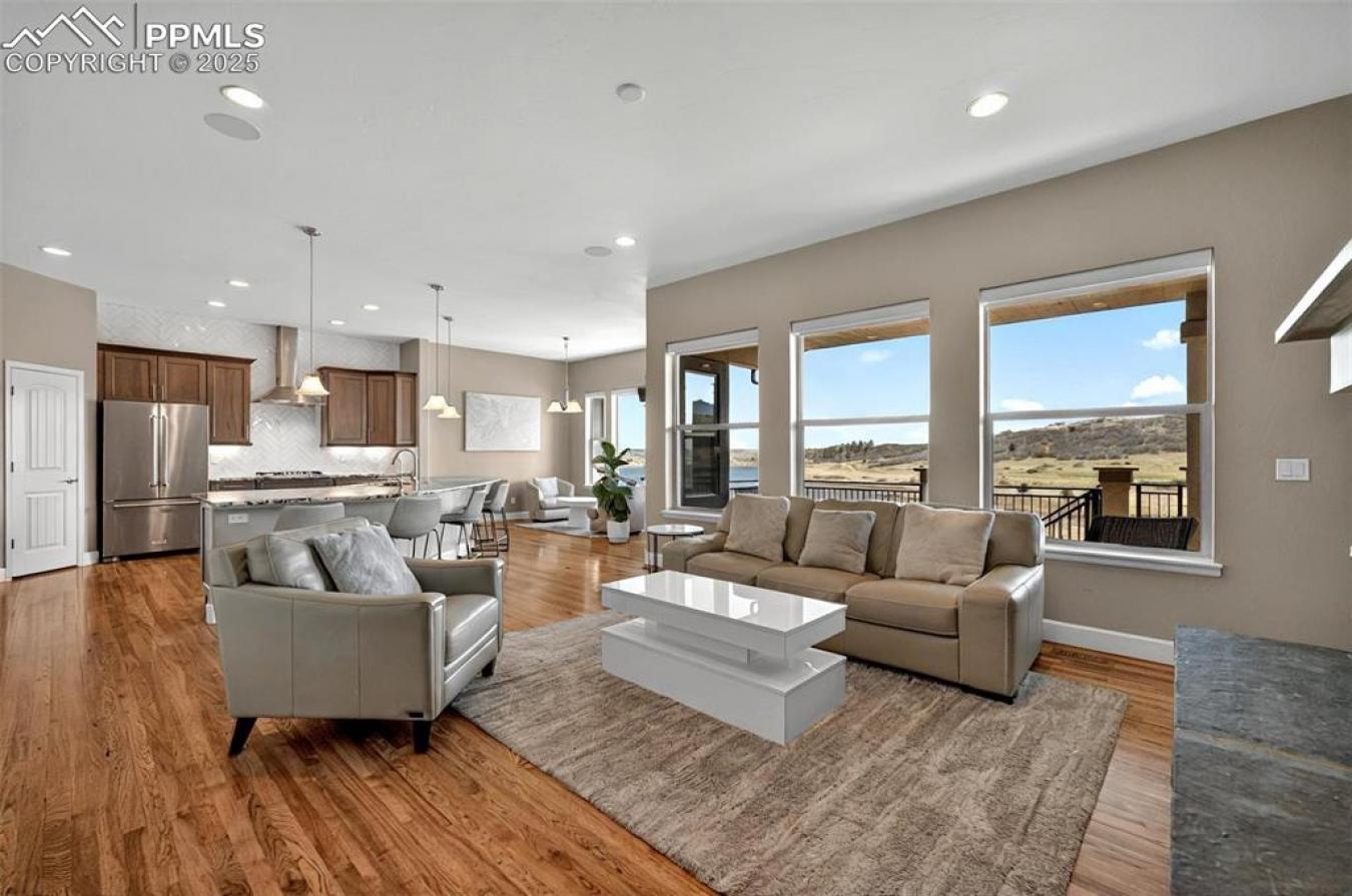 Monument, El Paso, 80132, United States, 5 Bedrooms Bedrooms, ,4 BathroomsBathrooms,Residential,For Sale,1934138