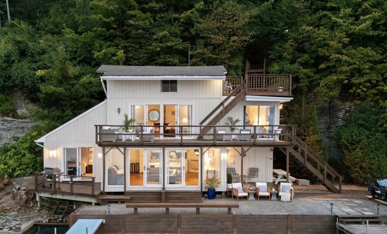 SKANEATELES, New York, 13152, United States, 2 Bedrooms Bedrooms, ,1 BathroomBathrooms,Residential,For Sale,1914696