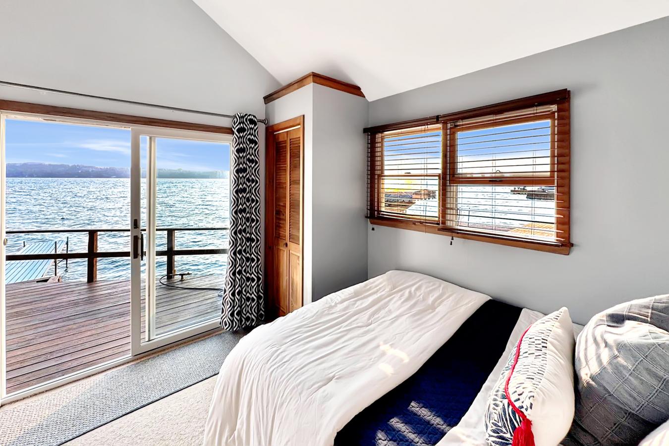 SKANEATELES, New York, 13152, United States, 2 Bedrooms Bedrooms, ,1 BathroomBathrooms,Residential,For Sale,1914696