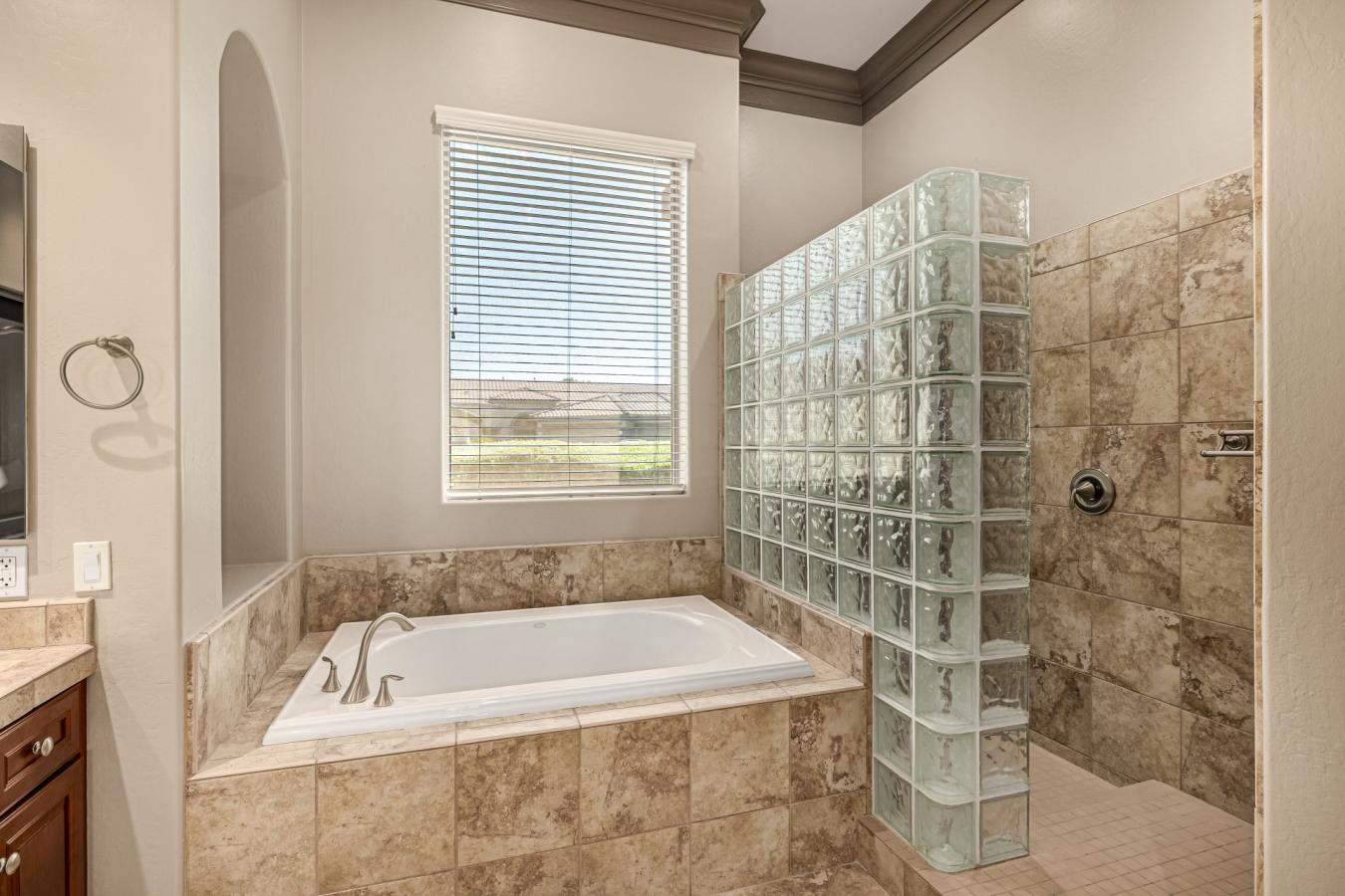 Peoria, Maricopa, 85383, United States, 4 Bedrooms Bedrooms, ,4 BathroomsBathrooms,Residential,For Sale,1914695