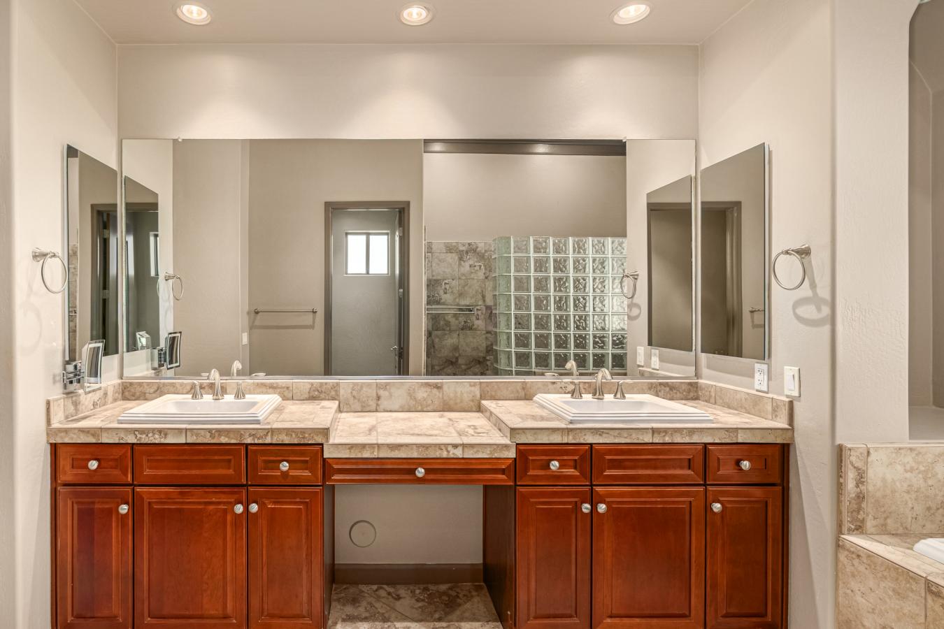 Peoria, Maricopa, 85383, United States, 4 Bedrooms Bedrooms, ,4 BathroomsBathrooms,Residential,For Sale,1914695