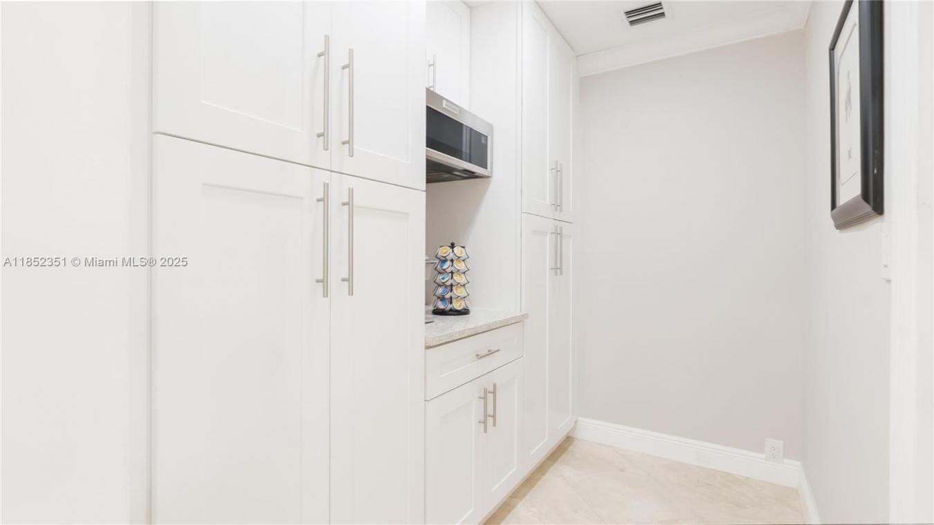 Plantation, Broward County, 33317, United States, 4 Bedrooms Bedrooms, ,2 BathroomsBathrooms,Residential,For Sale,1914874