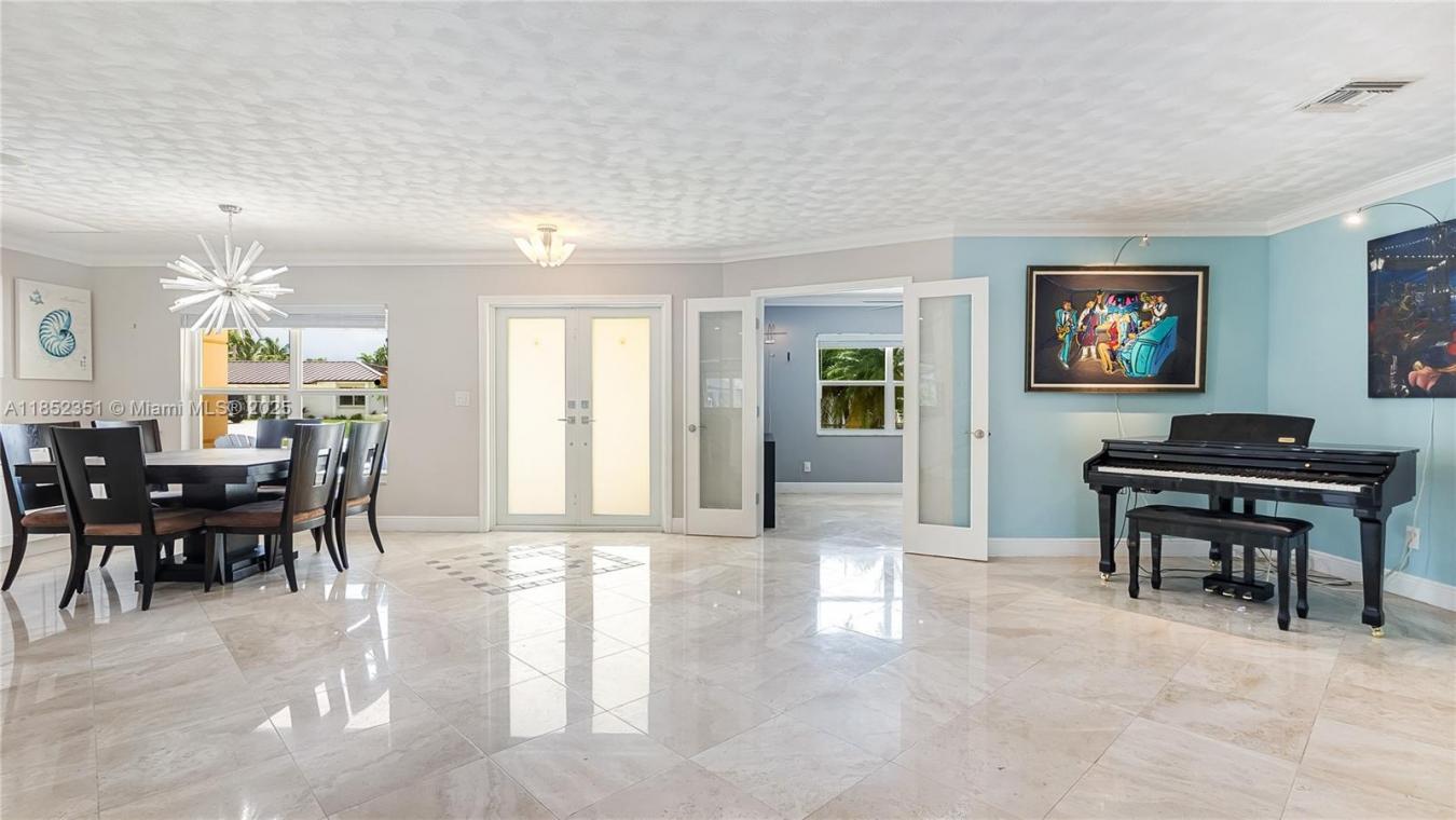 Plantation, Broward County, 33317, United States, 4 Bedrooms Bedrooms, ,2 BathroomsBathrooms,Residential,For Sale,1914874
