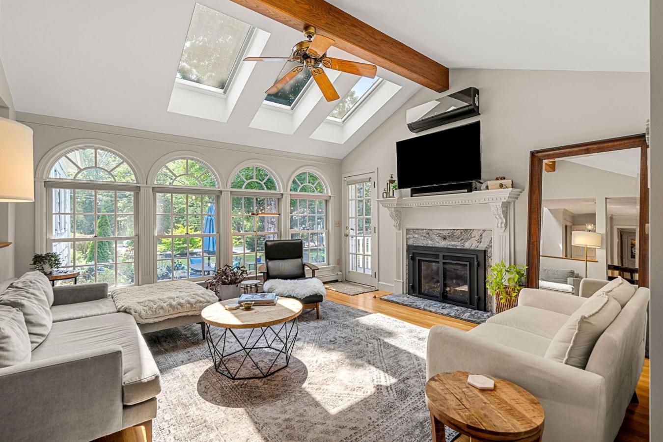 Bedford, Hillsborough, 03110, United States, 4 Bedrooms Bedrooms, ,3 BathroomsBathrooms,Residential,For Sale,1914873