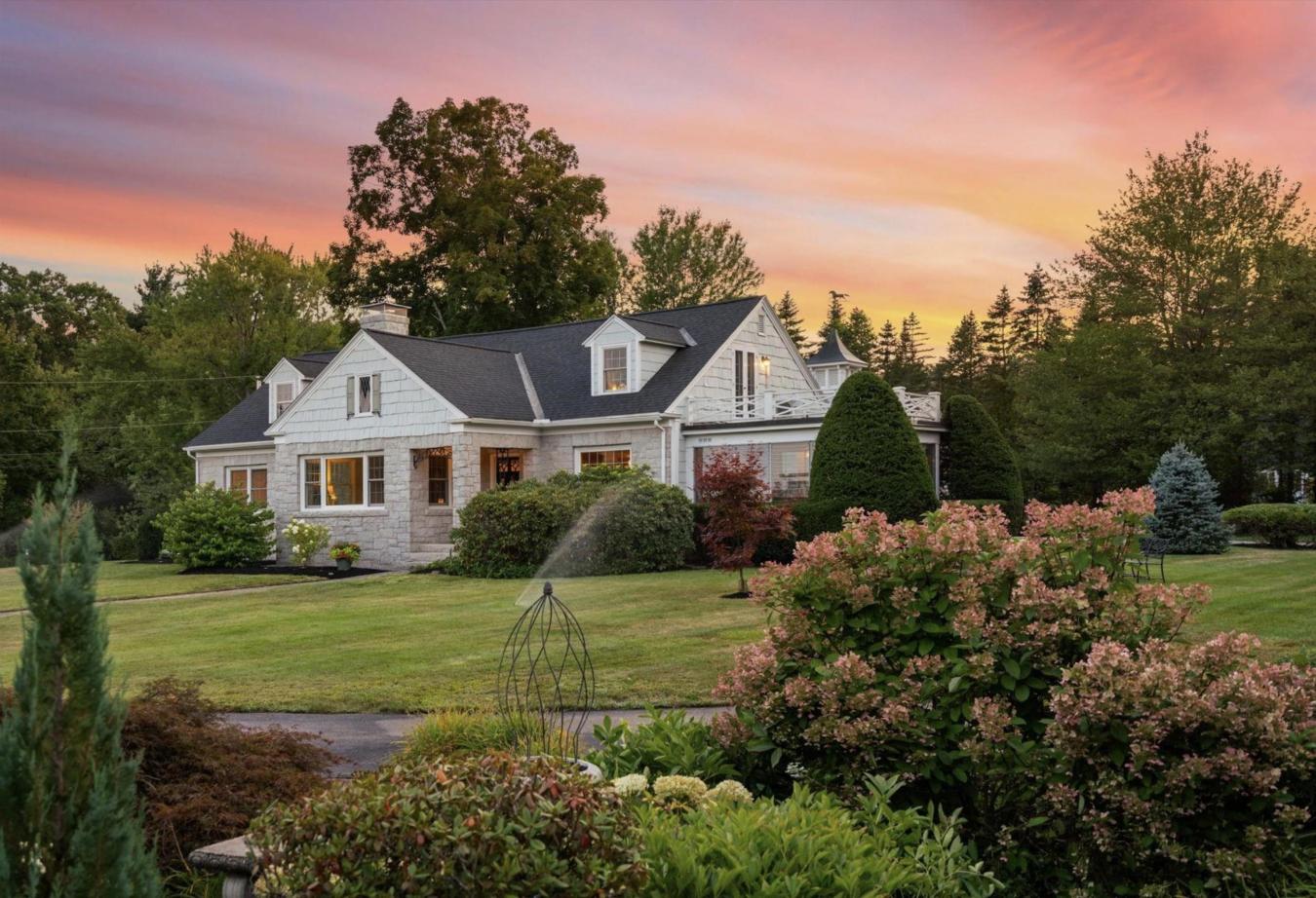 Bedford, Hillsborough, 03110, United States, 4 Bedrooms Bedrooms, ,3 BathroomsBathrooms,Residential,For Sale,1914873