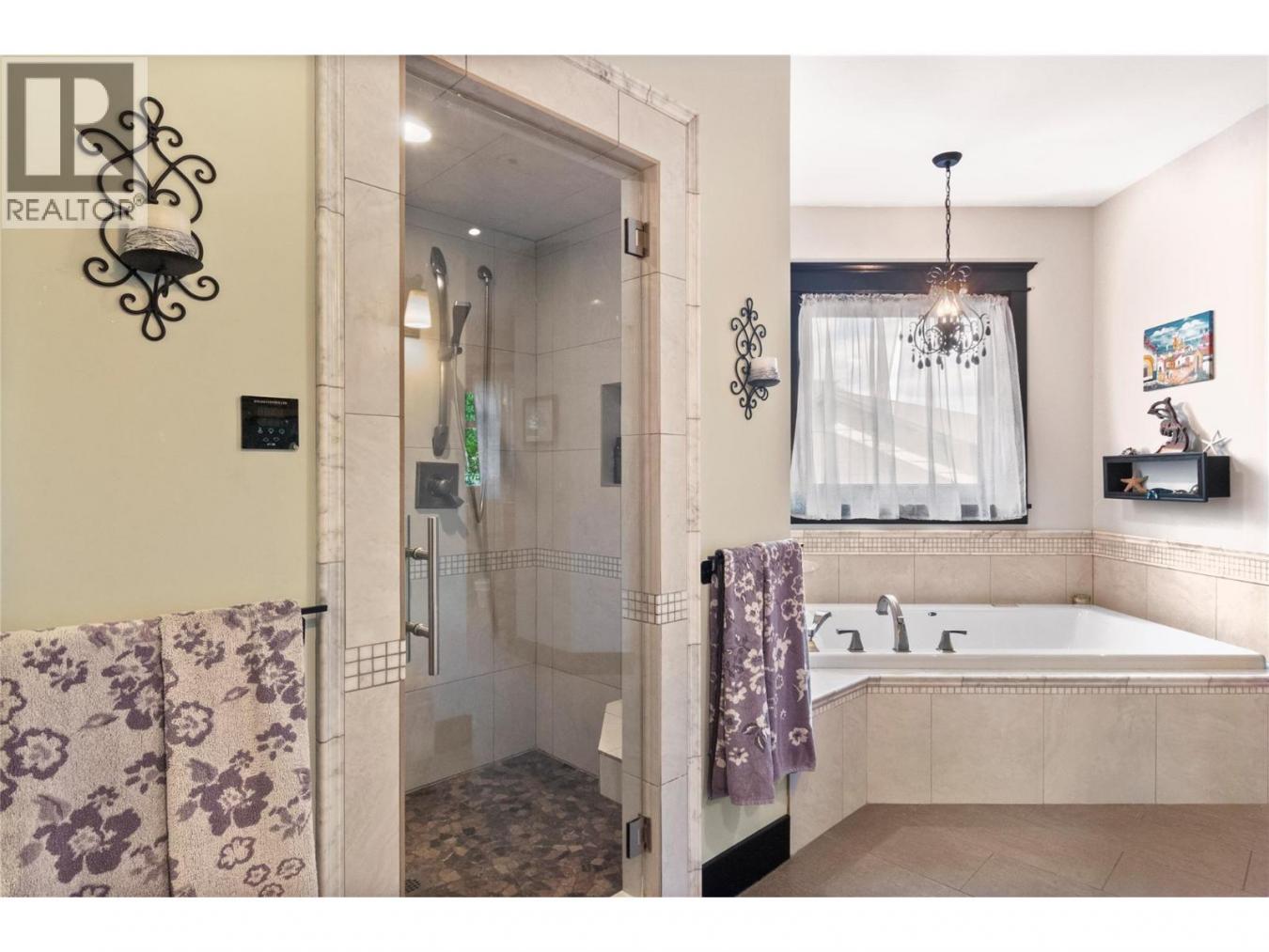 Okanagan Falls, BC, V0H 1R2, Canada, 3 Bedrooms Bedrooms, ,3 BathroomsBathrooms,Residential,For Sale,1914872