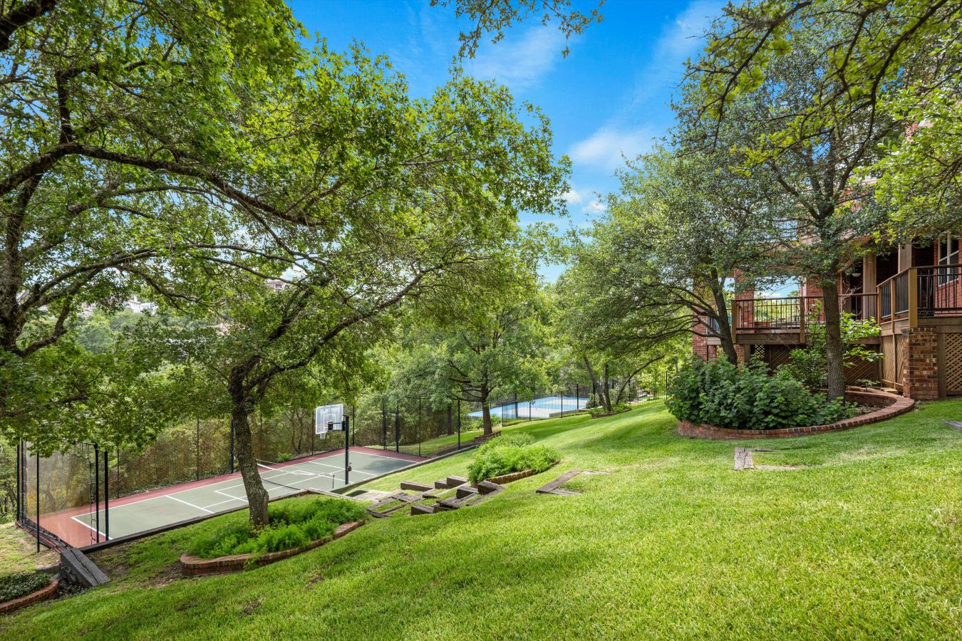 Austin, Travis, 78746, United States, 6 Bedrooms Bedrooms, ,4 BathroomsBathrooms,Residential,For Sale,1914871