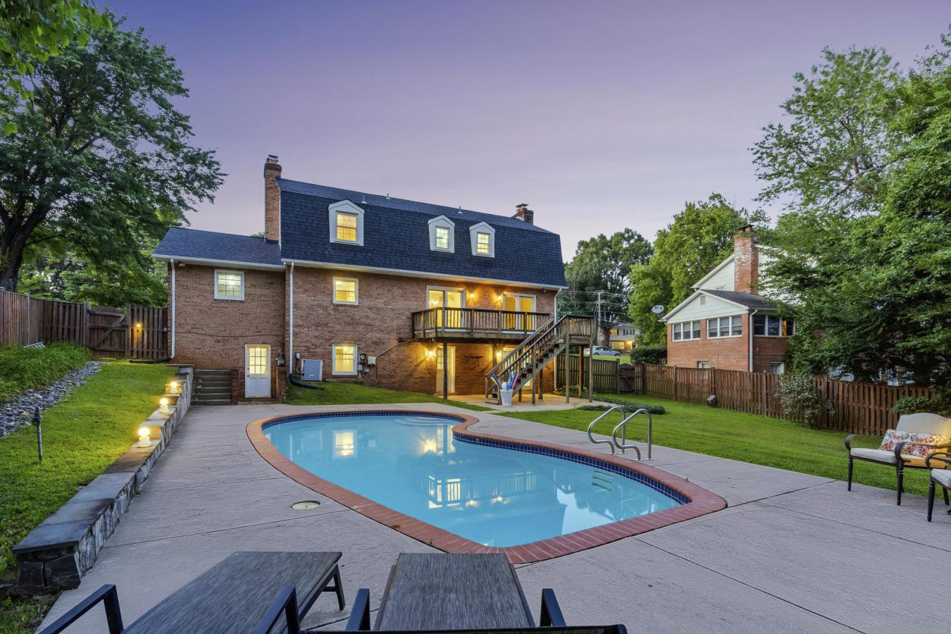 McLean, Fairfax, 22102, United States, 4 Bedrooms Bedrooms, ,3 BathroomsBathrooms,Residential,For Sale,1914870