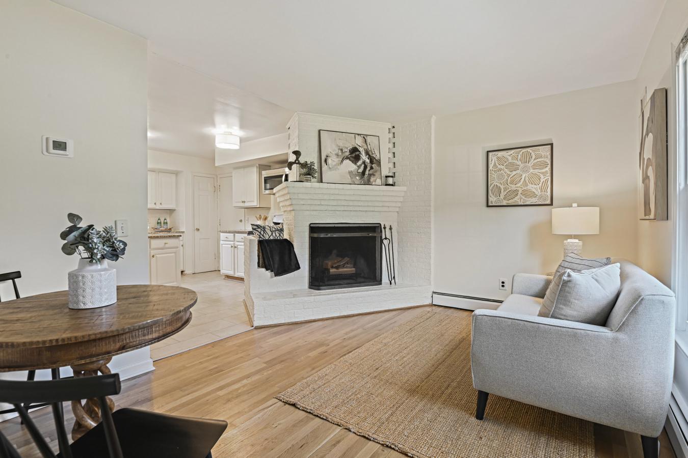 McLean, Fairfax, 22102, United States, 4 Bedrooms Bedrooms, ,3 BathroomsBathrooms,Residential,For Sale,1914870