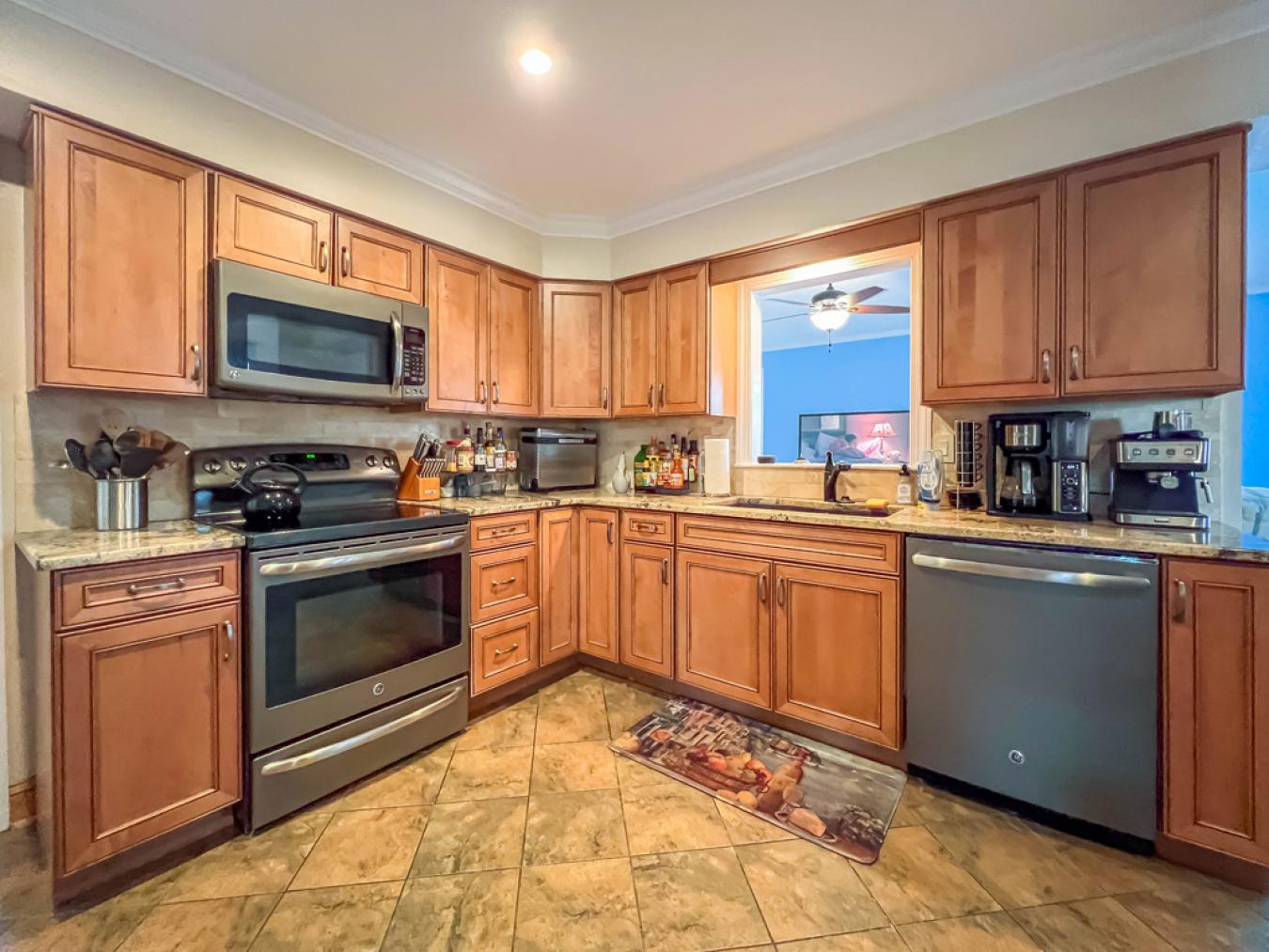 Bensalem, Pennsylvania, 19020, United States, 4 Bedrooms Bedrooms, ,2 BathroomsBathrooms,Residential,For Sale,1914868