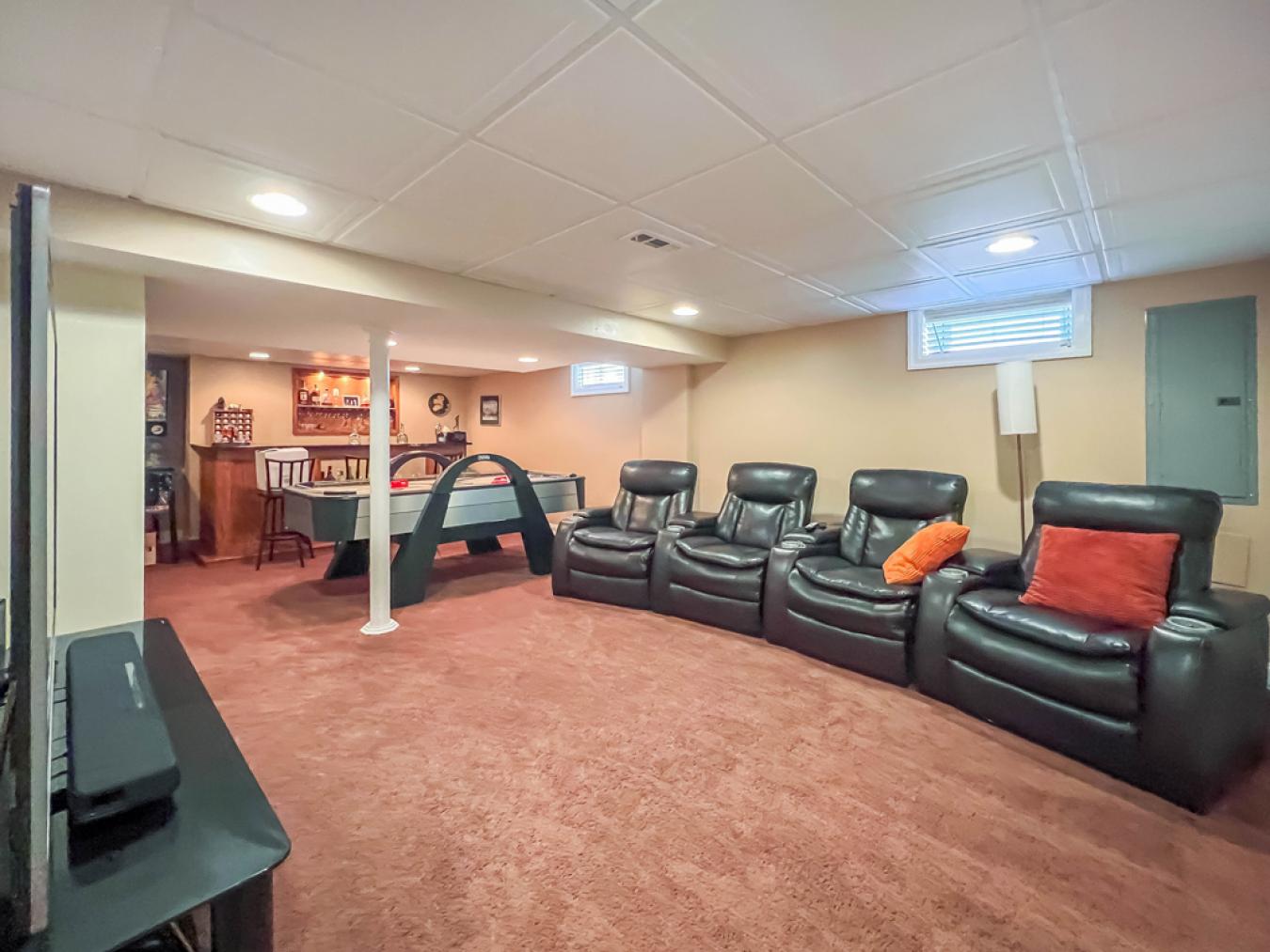 Bensalem, Pennsylvania, 19020, United States, 4 Bedrooms Bedrooms, ,2 BathroomsBathrooms,Residential,For Sale,1914868