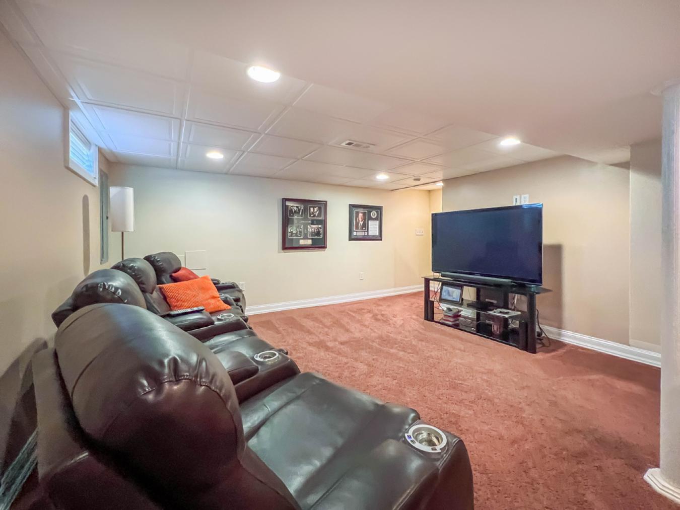 Bensalem, Pennsylvania, 19020, United States, 4 Bedrooms Bedrooms, ,2 BathroomsBathrooms,Residential,For Sale,1914868