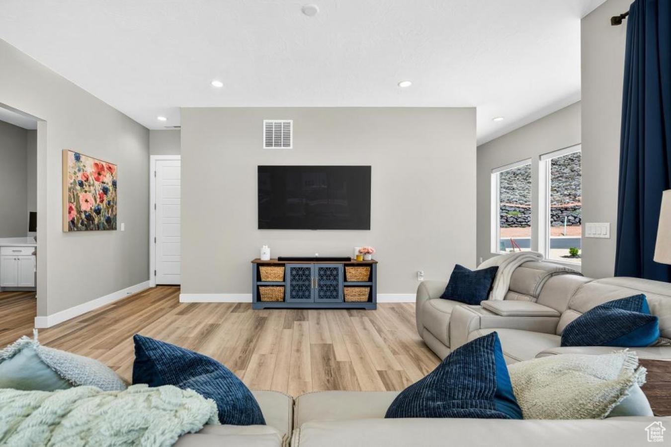 St. George, Washington, 84770, United States, 3 Bedrooms Bedrooms, ,2 BathroomsBathrooms,Residential,For Sale,1914866