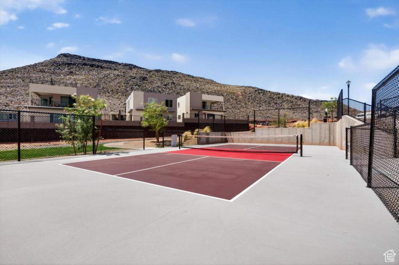 St. George, Washington, 84770, United States, 3 Bedrooms Bedrooms, ,2 BathroomsBathrooms,Residential,For Sale,1914866
