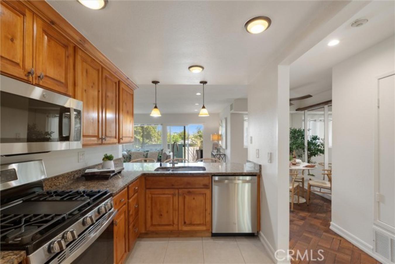 Redondo Beach, Los Angeles, 90277, United States, 2 Bedrooms Bedrooms, ,2 BathroomsBathrooms,Residential,For Sale,1914865