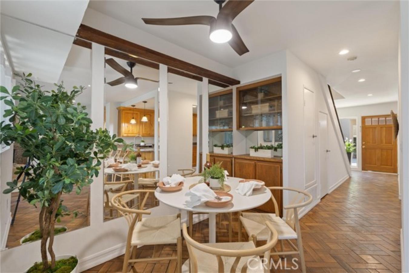 Redondo Beach, Los Angeles, 90277, United States, 2 Bedrooms Bedrooms, ,2 BathroomsBathrooms,Residential,For Sale,1914865