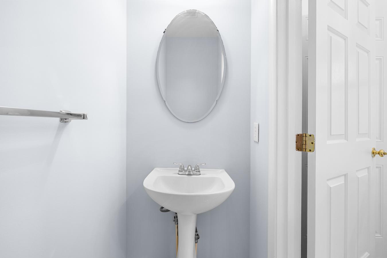 Germantown, Montgomery, MD, 20874, United States, 3 Bedrooms Bedrooms, ,3 BathroomsBathrooms,Residential,For Sale,1914863