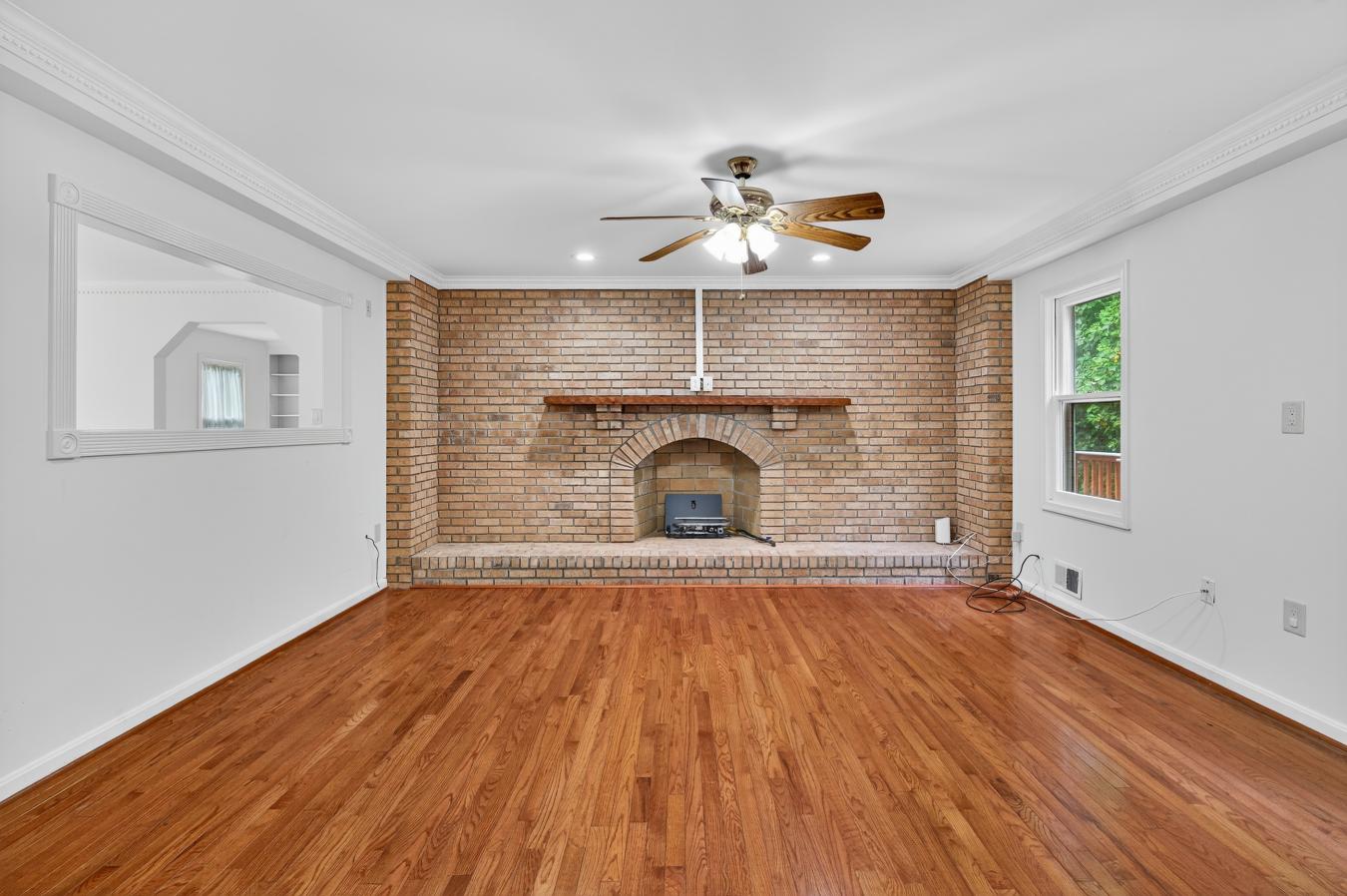 Burtonsville, Montgomery, MD, 20866, United States, 5 Bedrooms Bedrooms, ,4 BathroomsBathrooms,Residential,For Sale,1914862