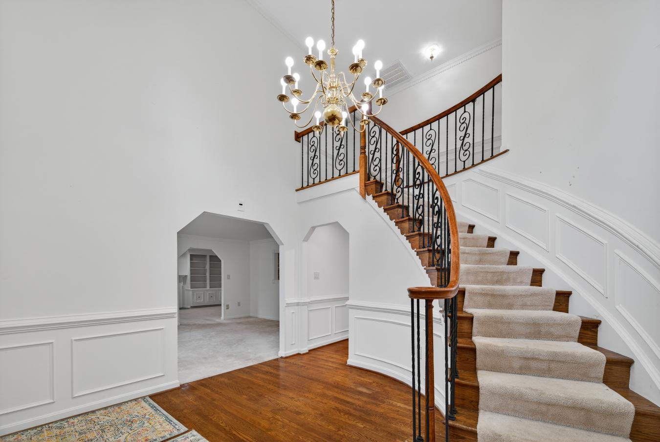 Burtonsville, Montgomery, MD, 20866, United States, 5 Bedrooms Bedrooms, ,4 BathroomsBathrooms,Residential,For Sale,1914862