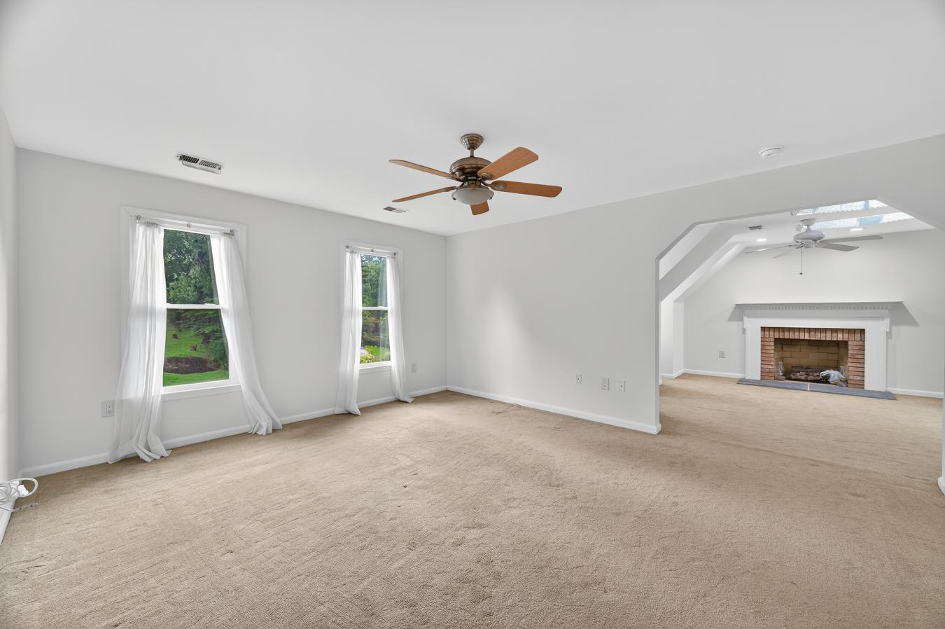 Burtonsville, Montgomery, MD, 20866, United States, 5 Bedrooms Bedrooms, ,4 BathroomsBathrooms,Residential,For Sale,1914862