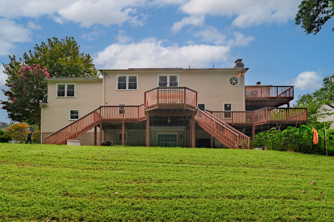 Burtonsville, Montgomery, MD, 20866, United States, 5 Bedrooms Bedrooms, ,4 BathroomsBathrooms,Residential,For Sale,1914862