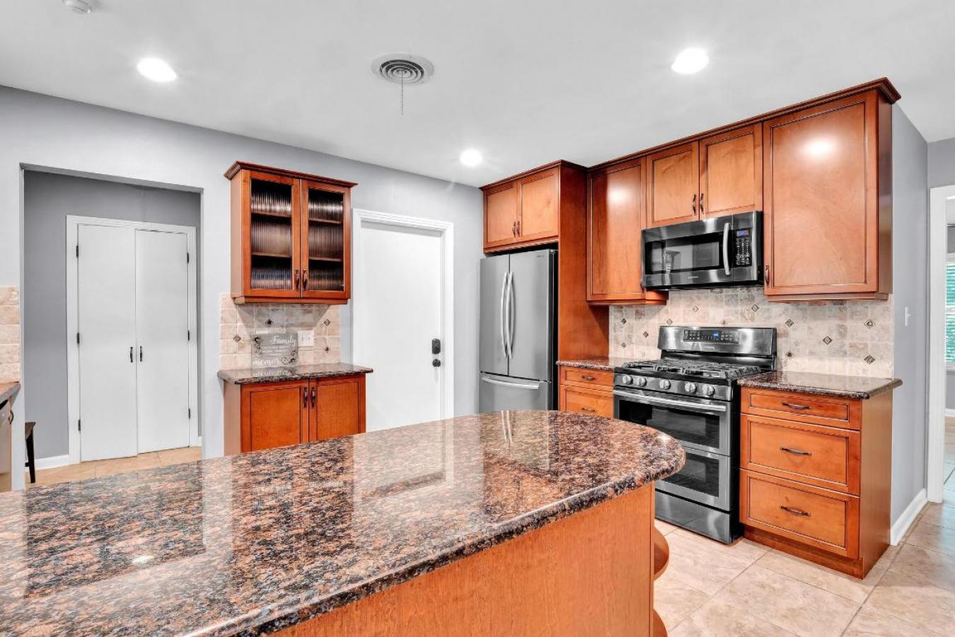 Austin, Travis, 78723, United States, 3 Bedrooms Bedrooms, ,2 BathroomsBathrooms,Residential,For Sale,1919041
