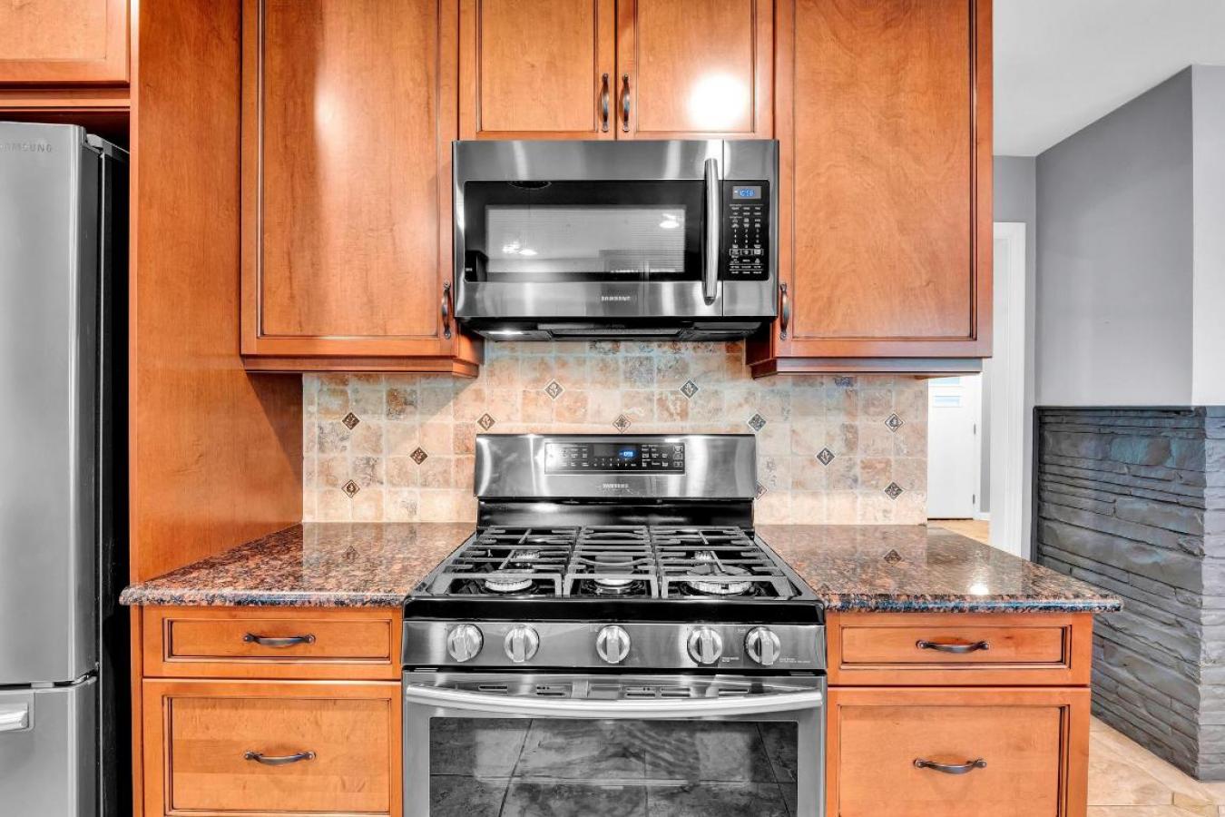 Austin, Travis, 78723, United States, 3 Bedrooms Bedrooms, ,2 BathroomsBathrooms,Residential,For Sale,1919041