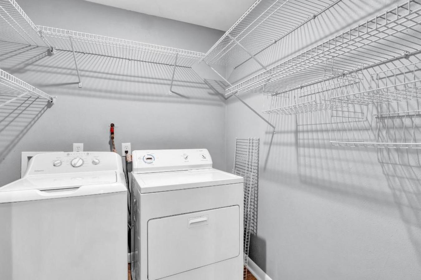 Austin, Travis, 78723, United States, 3 Bedrooms Bedrooms, ,2 BathroomsBathrooms,Residential,For Sale,1919041