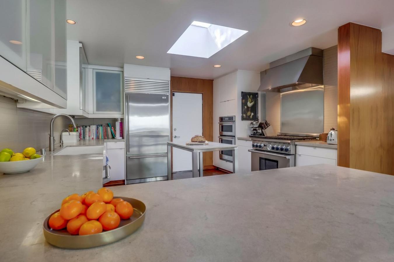 Hollywood Hills West, Los Angeles, 90046, United States, 4 Bedrooms Bedrooms, ,2 BathroomsBathrooms,Residential,For Sale,1934137