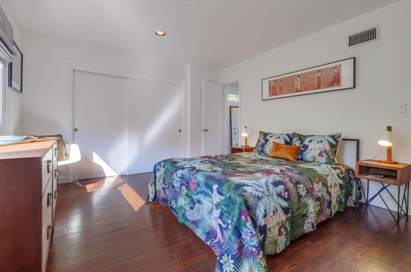 Hollywood Hills West, Los Angeles, 90046, United States, 4 Bedrooms Bedrooms, ,2 BathroomsBathrooms,Residential,For Sale,1934137
