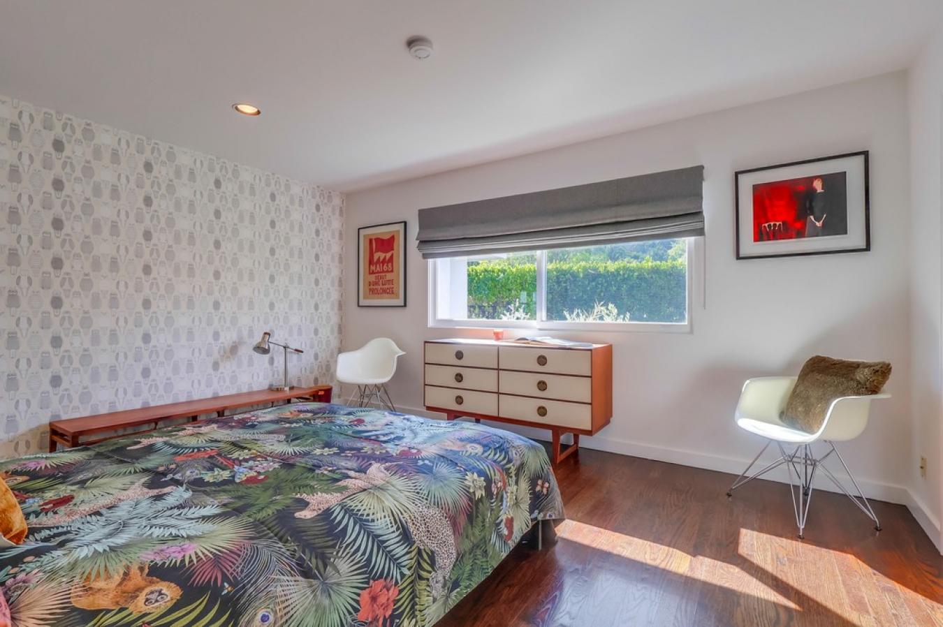 Hollywood Hills West, Los Angeles, 90046, United States, 4 Bedrooms Bedrooms, ,2 BathroomsBathrooms,Residential,For Sale,1934137