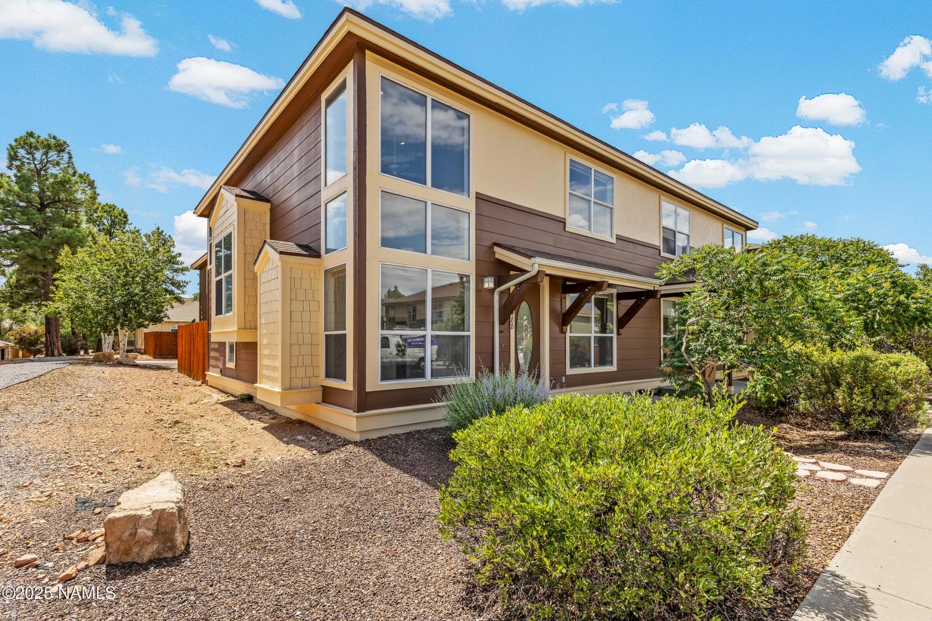 Flagstaff, Coconino, 86001, United States, ,Residential,For Sale,1919038