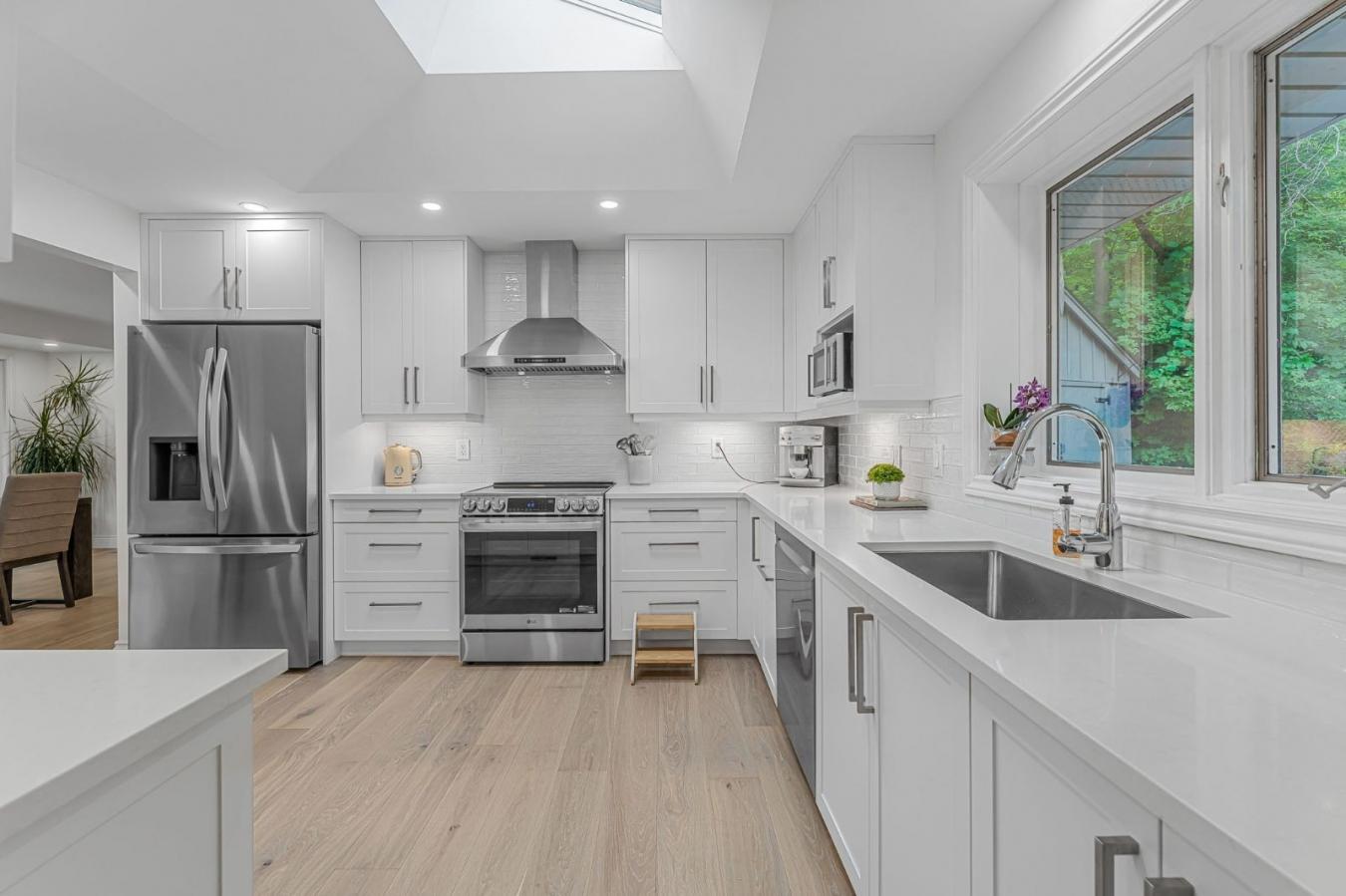 Ancaster, ON, L9G 3H6, Canada, 5 Bedrooms Bedrooms, ,2 BathroomsBathrooms,Residential,For Sale,1919036