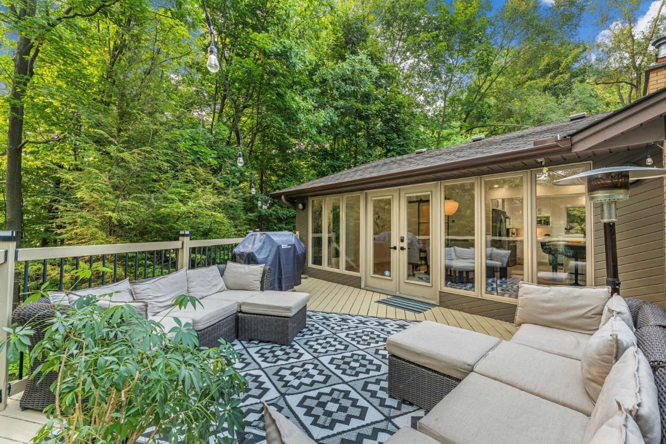 Ancaster, ON, L9G 3H6, Canada, 5 Bedrooms Bedrooms, ,2 BathroomsBathrooms,Residential,For Sale,1919036