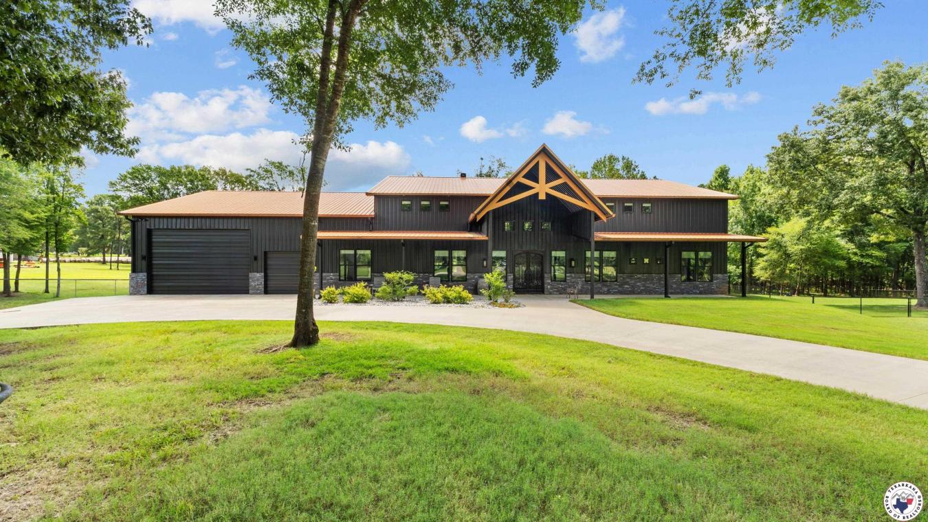 Texarkana, Bowie County, 75501, United States, 3 Bedrooms Bedrooms, ,4 BathroomsBathrooms,Residential,For Sale,1919037