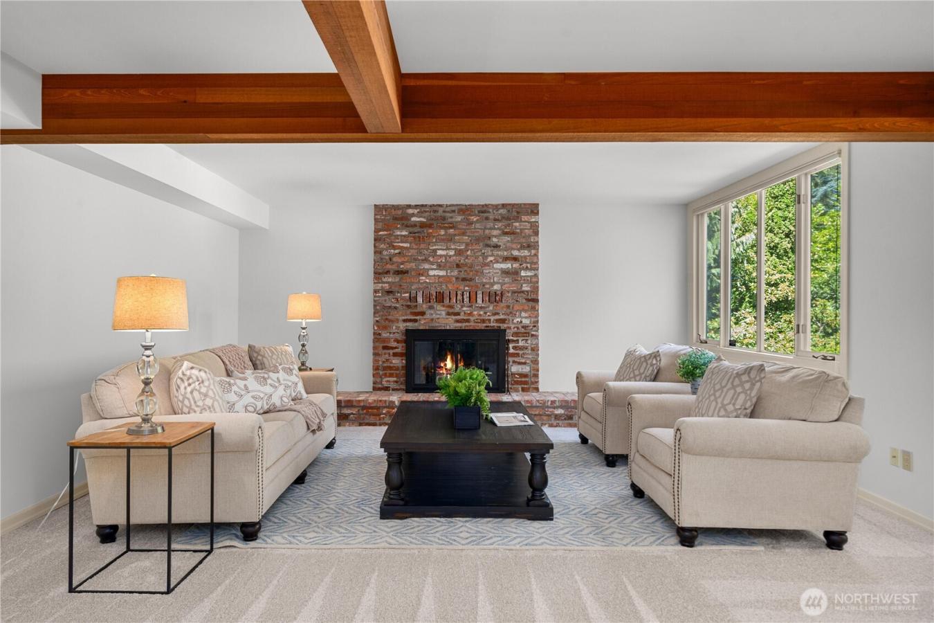 Issaquah, King, 98027, United States, 3 Bedrooms Bedrooms, ,2 BathroomsBathrooms,Residential,For Sale,1919035