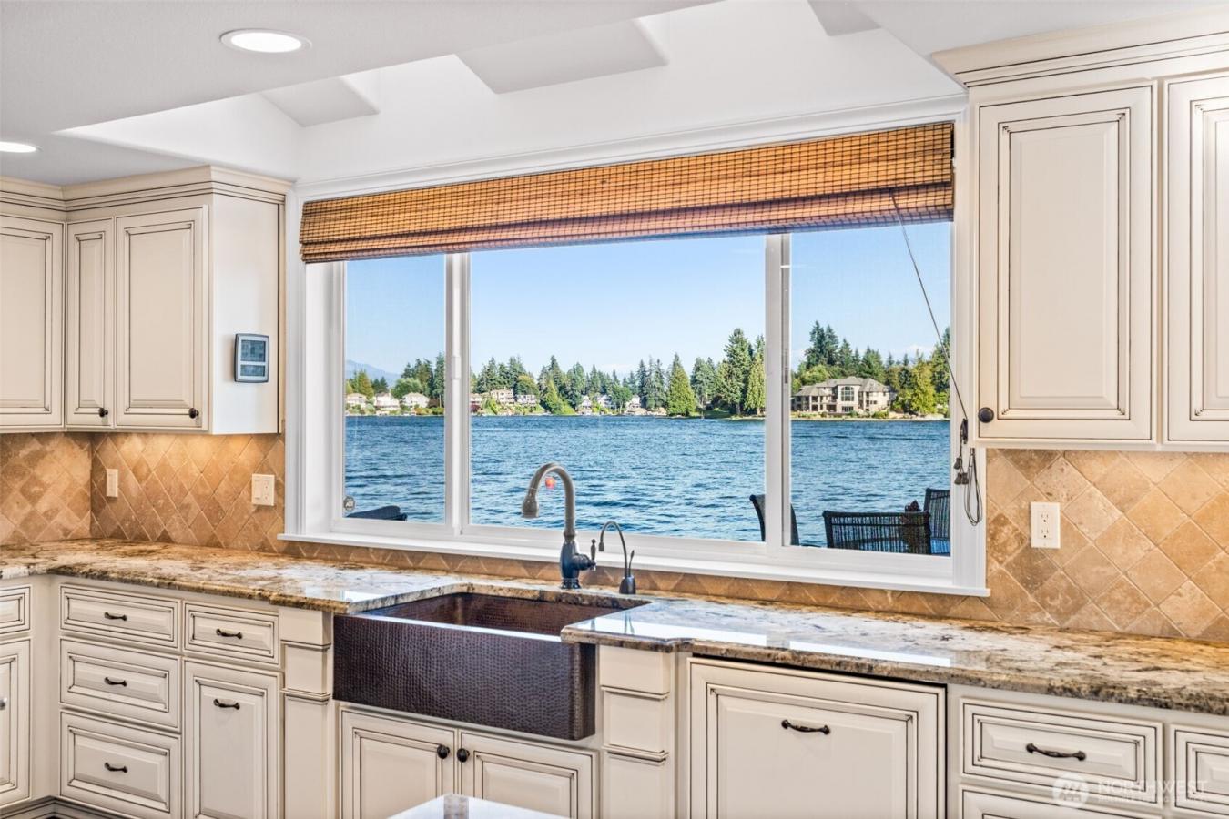 Lake Tapps, Pierce, 98391, United States, 4 Bedrooms Bedrooms, ,4 BathroomsBathrooms,Residential,For Sale,1919033