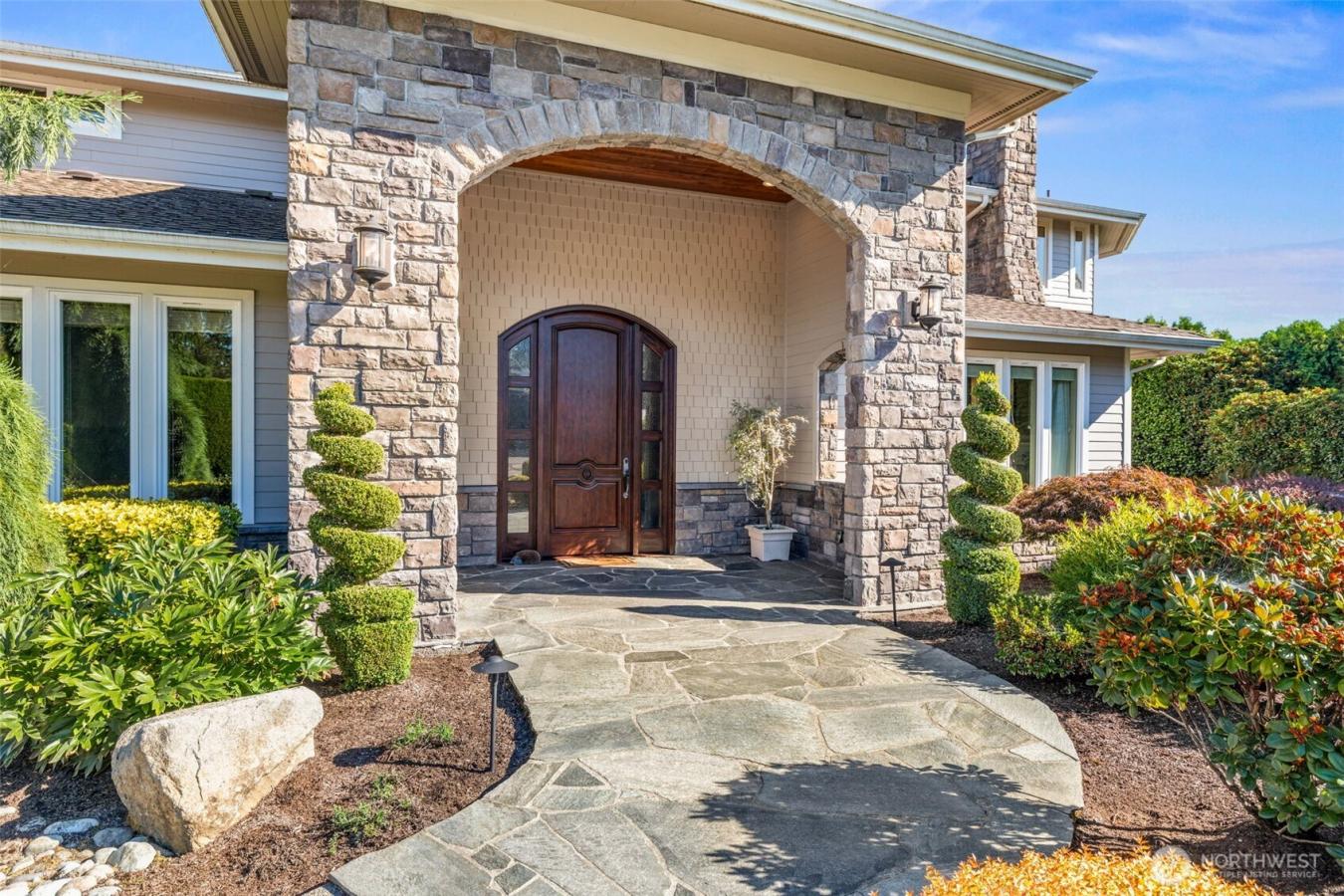 Lake Tapps, Pierce, 98391, United States, 4 Bedrooms Bedrooms, ,4 BathroomsBathrooms,Residential,For Sale,1919033