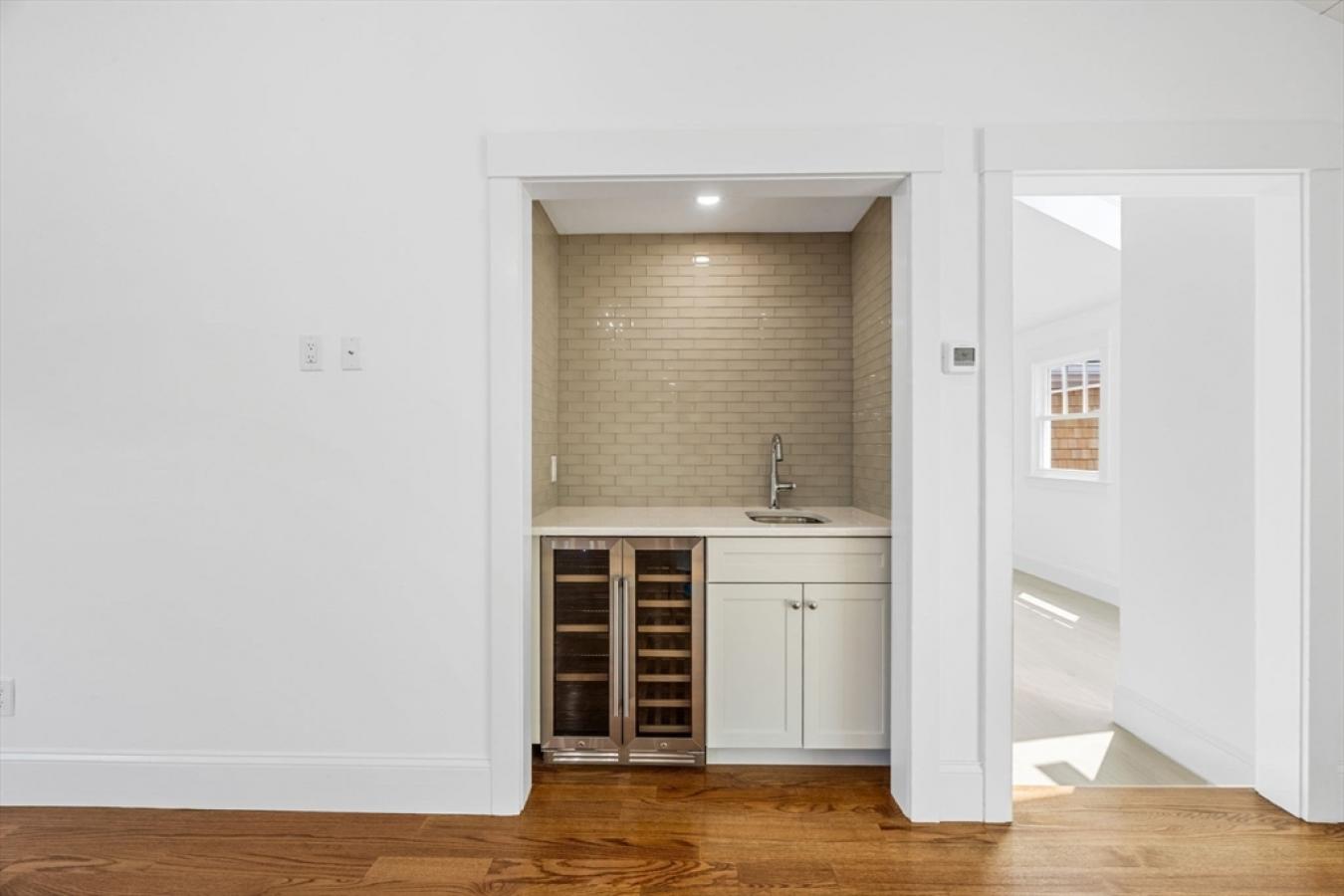 Chatham, Barnstable, 02650, United States, 4 Bedrooms Bedrooms, ,3 BathroomsBathrooms,Residential,For Sale,1919331