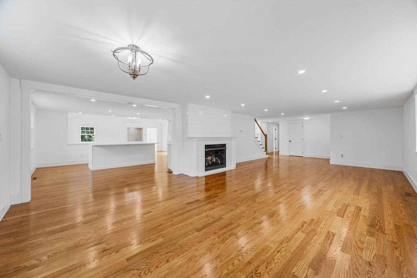 Chatham, Barnstable, 02650, United States, 4 Bedrooms Bedrooms, ,3 BathroomsBathrooms,Residential,For Sale,1919331