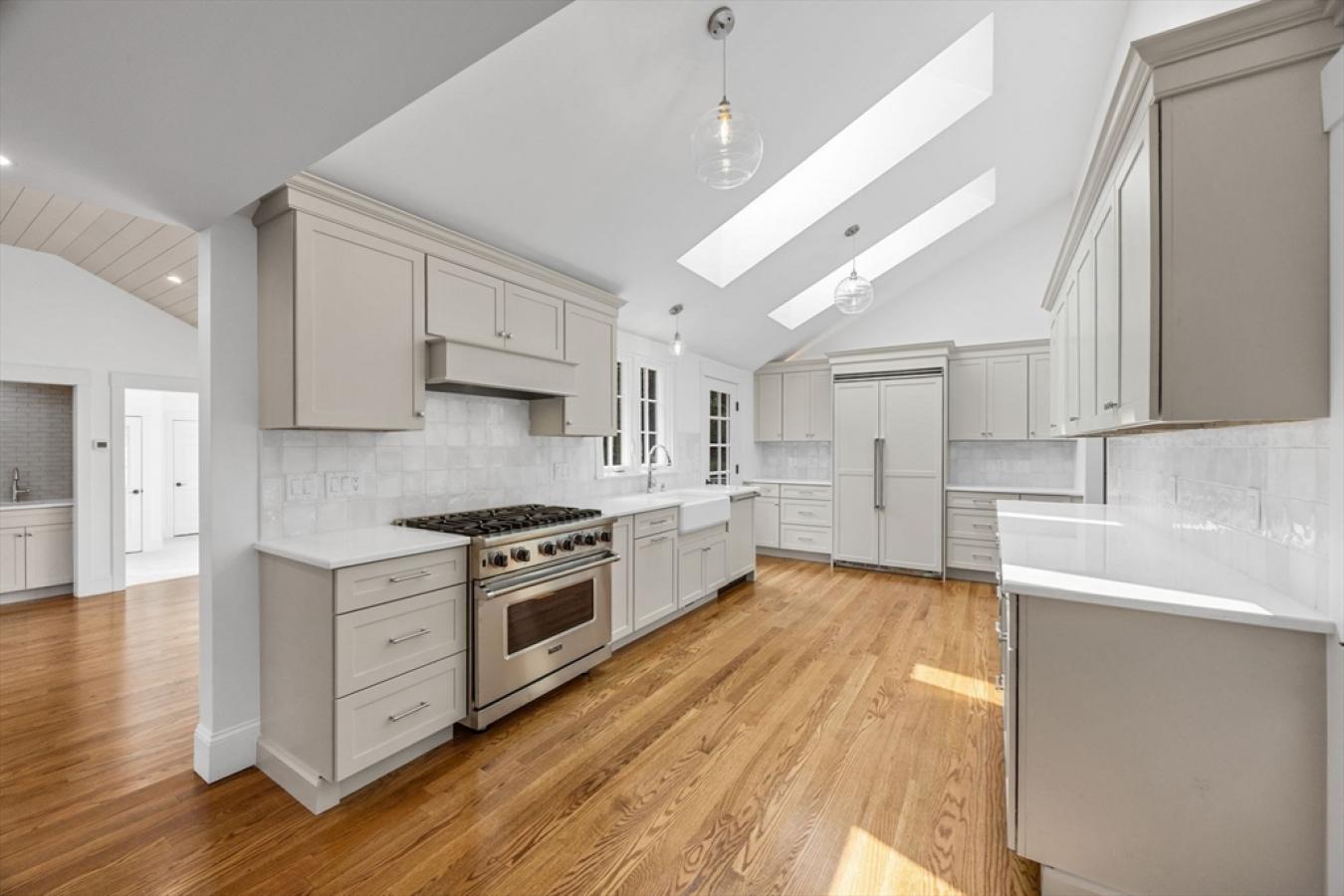 Chatham, Barnstable, 02650, United States, 4 Bedrooms Bedrooms, ,3 BathroomsBathrooms,Residential,For Sale,1919331