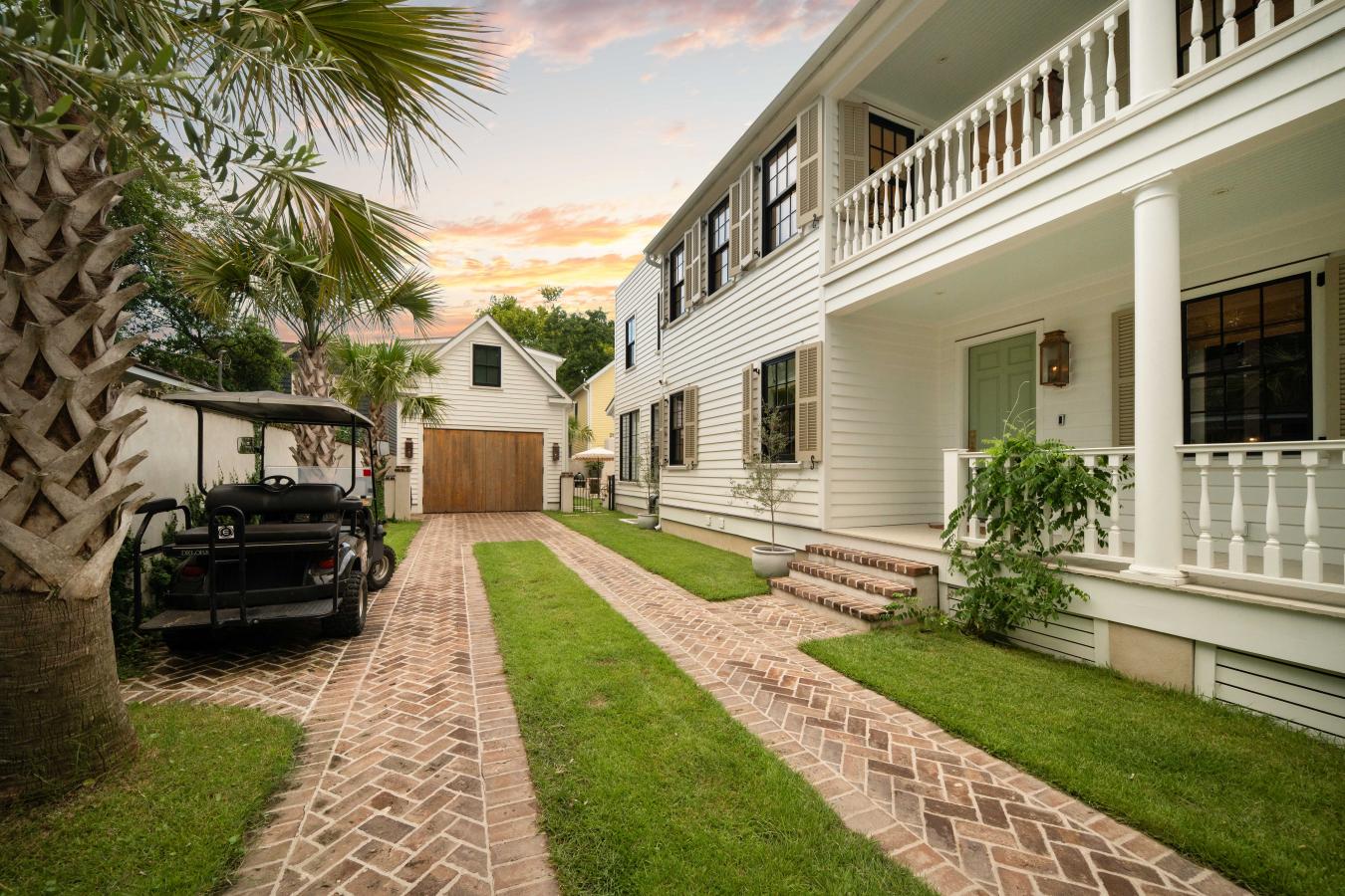 Charleston, Charleston, 29403, United States, 4 Bedrooms Bedrooms, ,4 BathroomsBathrooms,Residential,For Sale,1919330