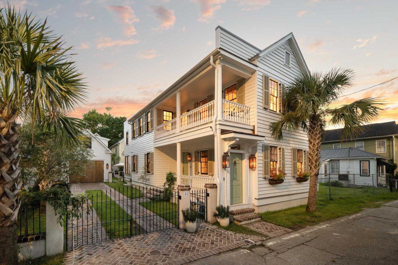 Charleston, Charleston, 29403, United States, 4 Bedrooms Bedrooms, ,4 BathroomsBathrooms,Residential,For Sale,1919330