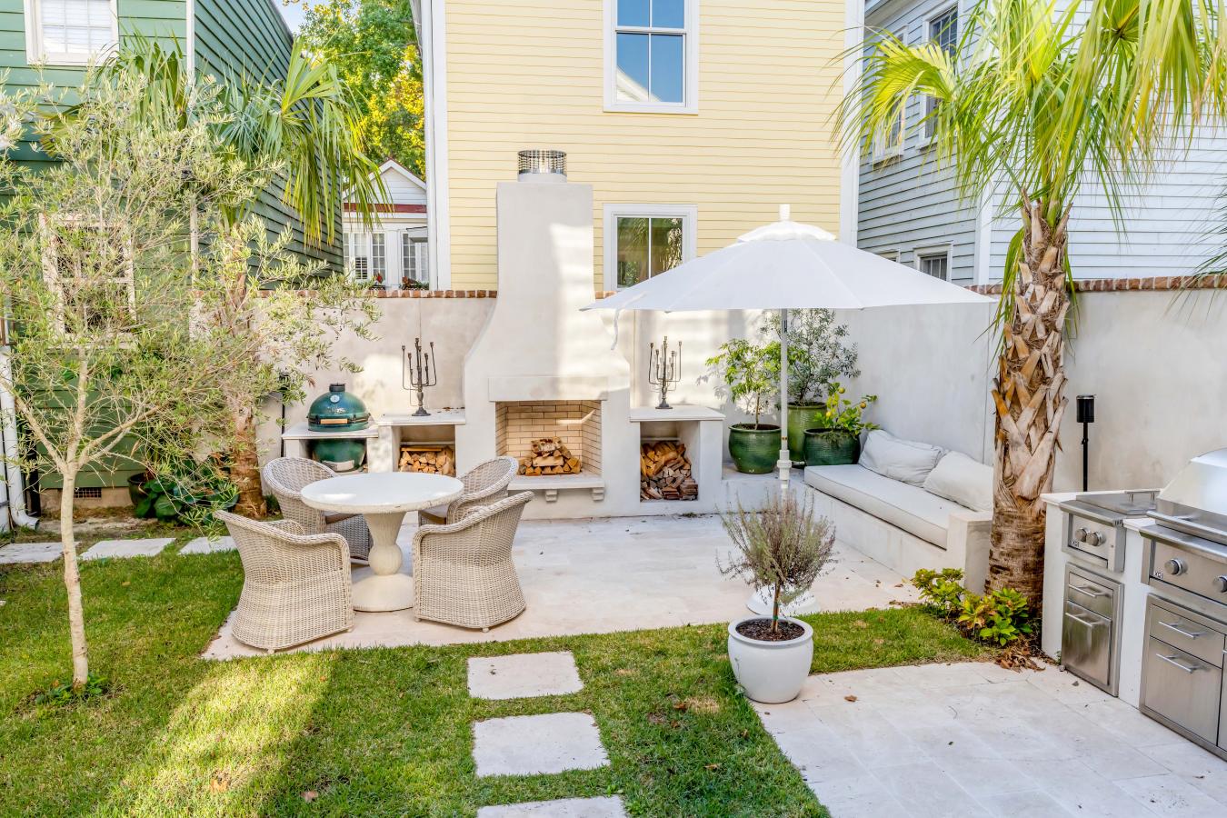 Charleston, Charleston, 29403, United States, 4 Bedrooms Bedrooms, ,4 BathroomsBathrooms,Residential,For Sale,1919330