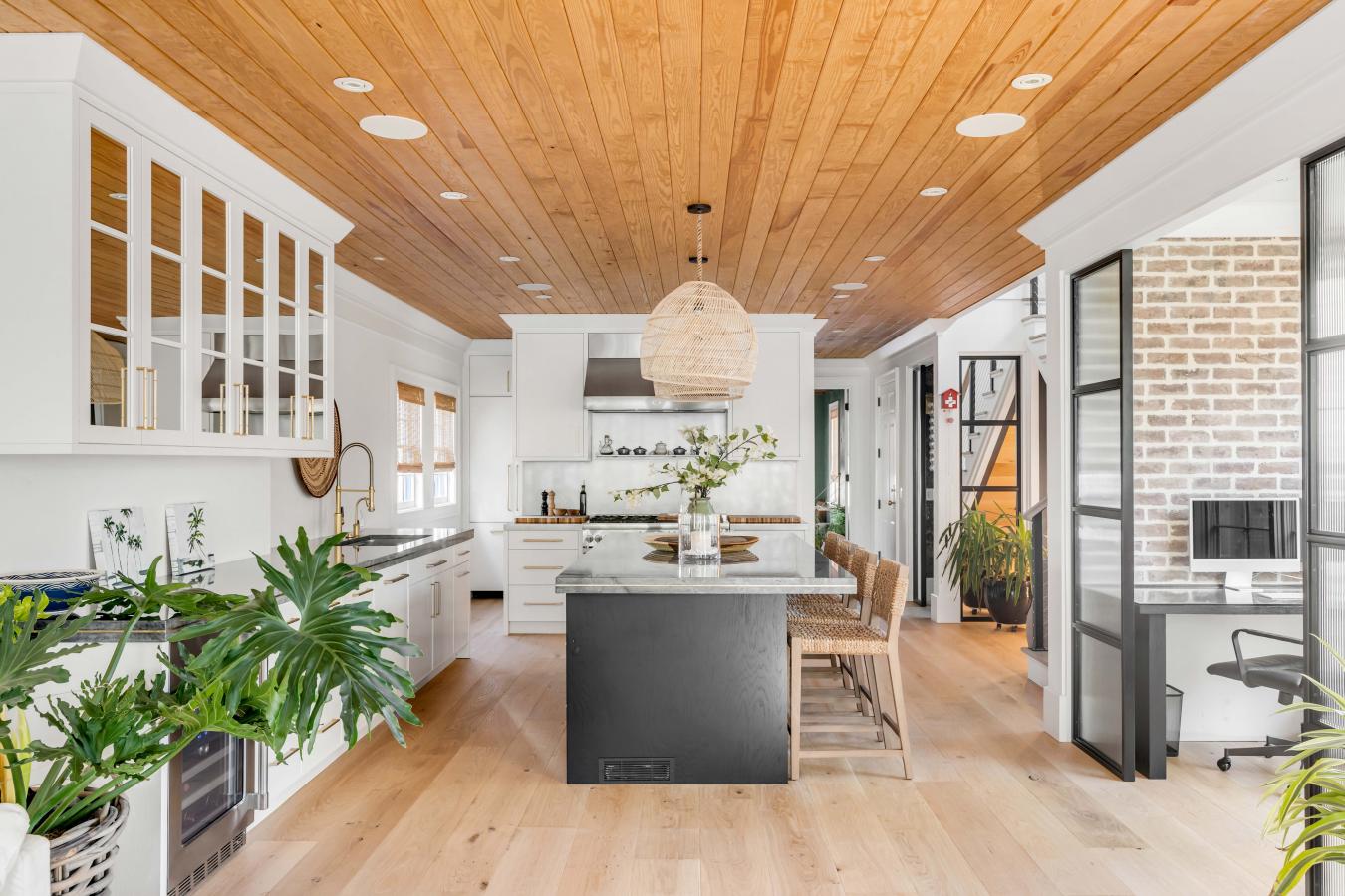 Charleston, Charleston, 29403, United States, 4 Bedrooms Bedrooms, ,4 BathroomsBathrooms,Residential,For Sale,1919330